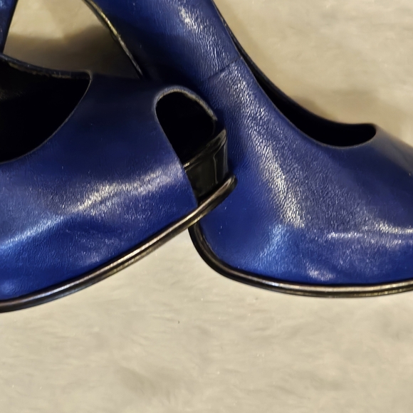 GUESS Honora Blue Leather Peep-toe Pump Shoes Heels 5M - Picture 4 of 7